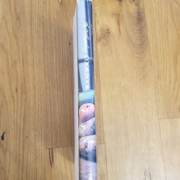 Vintage cookbook The Williamsburg Cookbook - Picture 2 of 3